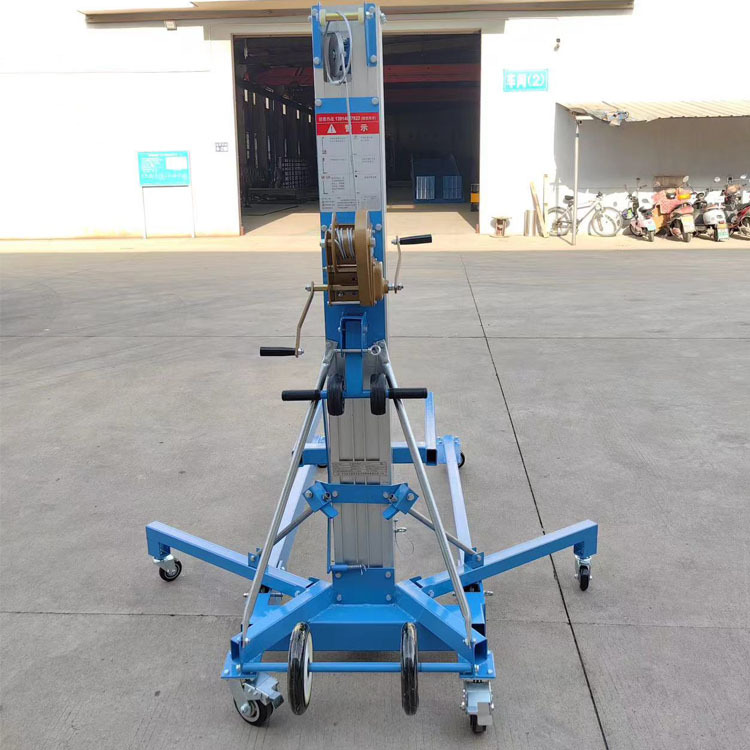 Piattaforma elevatrice manuale - Power Tools Exhibition recensione e prezzo