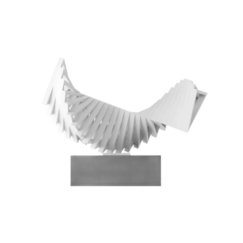 Scultura moderna di lusso per  - Power Tools Exhibition recensione e prezzo